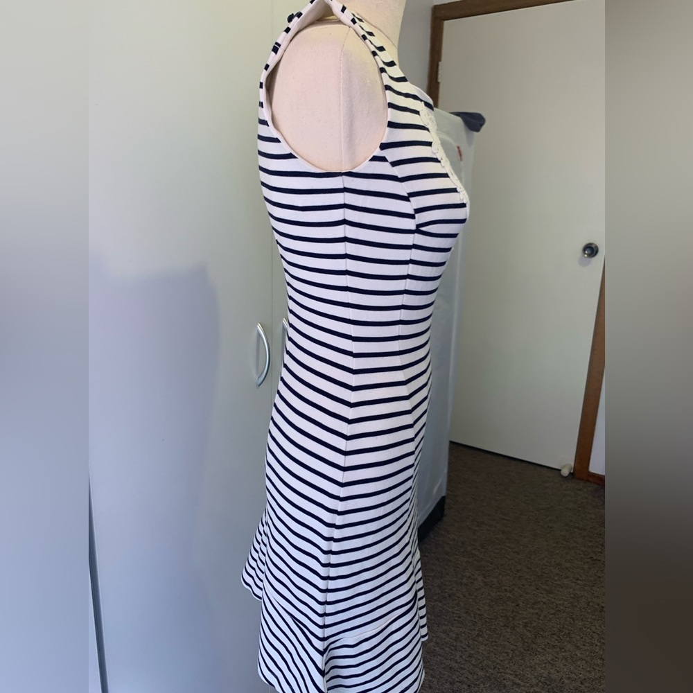 Esprit- 100% Cotton embroidered stripes dress - Picture 3 of 10